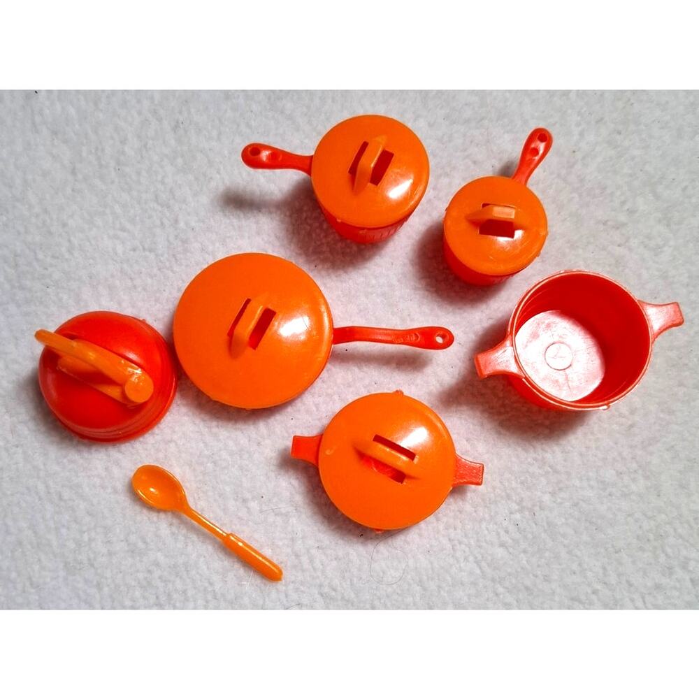 Barbie Size Kitchen Accessories Pots Pants Lids Tea Kettle Lot Orange Vtg